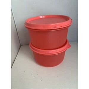 2 Tupperware Bowls Airtight 14 oz Serving Center Container-Red 1667